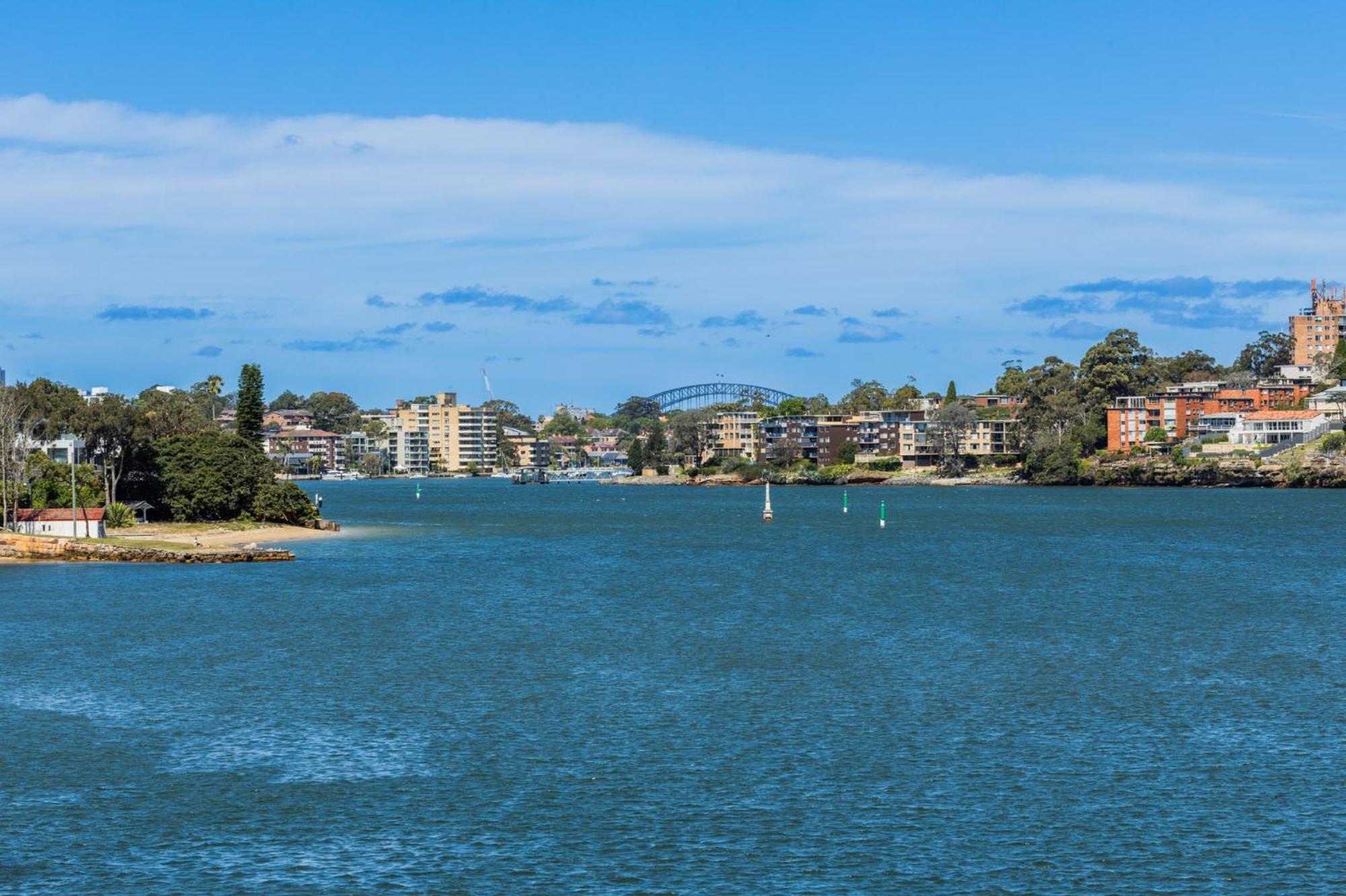 Casa vacanze Stunning Waterfront Townhouse With Shared Swimpool, Harbour View And Free P